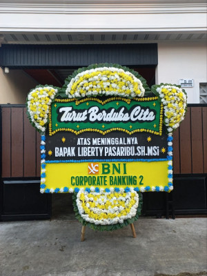 Papan Bunga Duka di Pondok Kopi