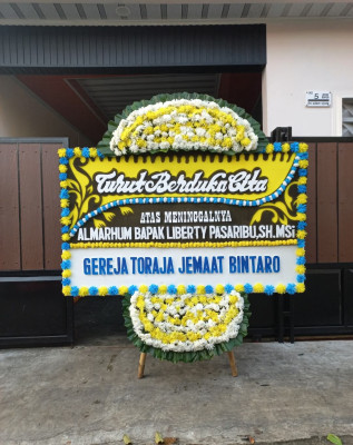 Papan Bunga Duka di Pondok Kopi